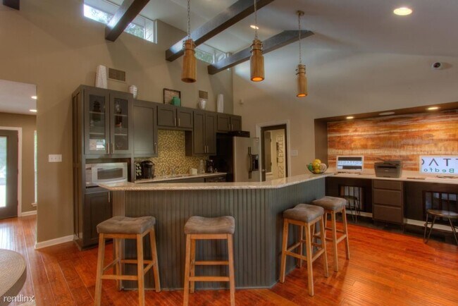 Foto del edificio - 1 br, 1 bath Condo - 2000 Park Place Blvd ...