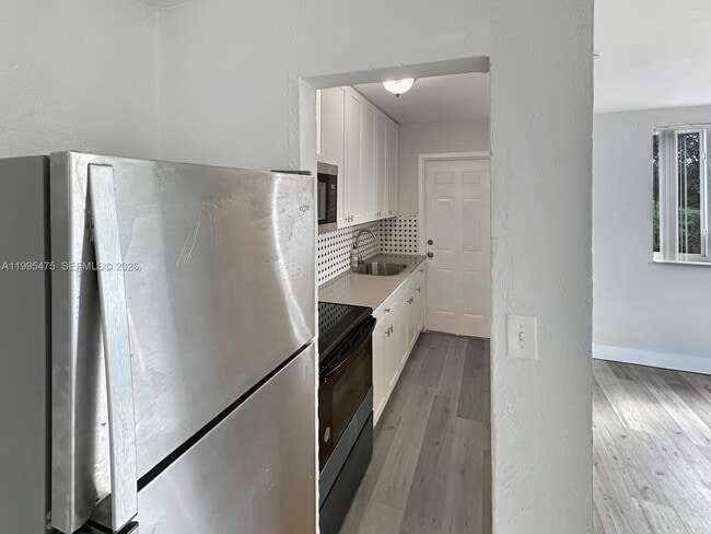 Photo - 6647 SW 59th Pl Apartment