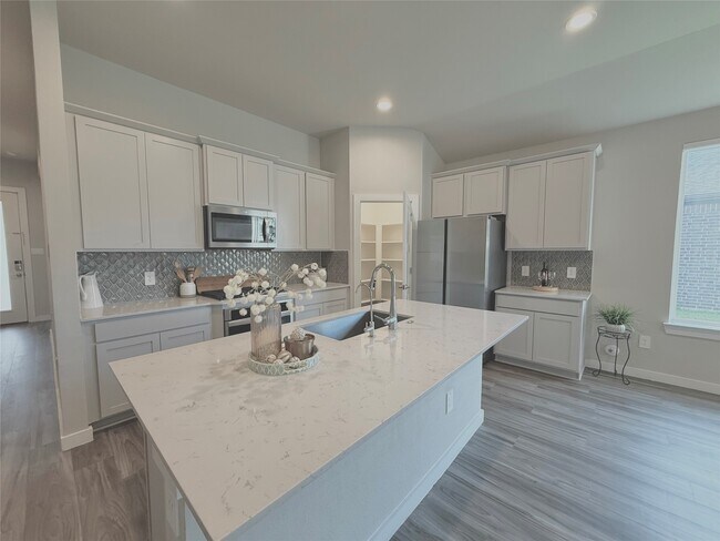 Foto del edificio - 14273 Lake Lodge Dr