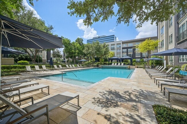 Building Photo - Everra Midtown Park