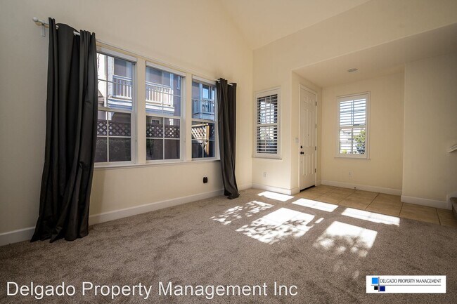 Building Photo - 4 br, 3 bath House - 6106 Ashwell Way