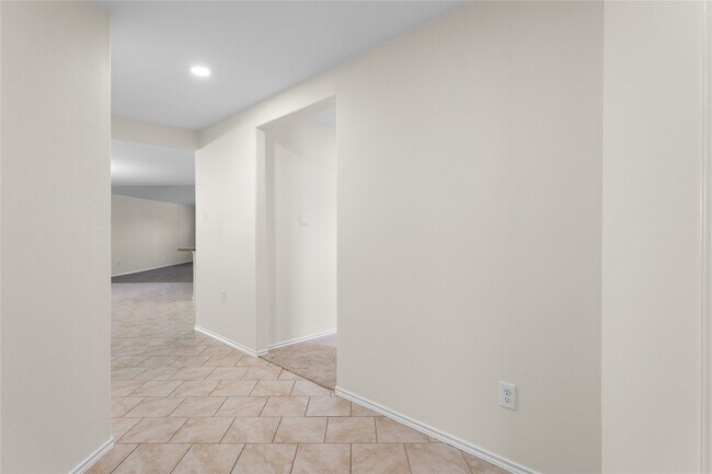 Building Photo - 7226 Basque Country Dr