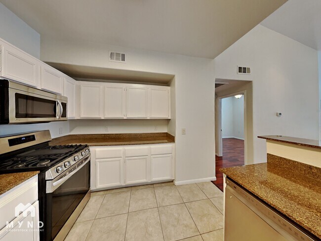 Building Photo - 9975 Peace Way