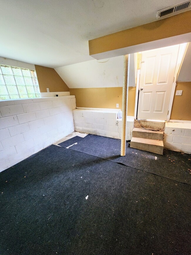 Building Photo - 125 Tuscola St