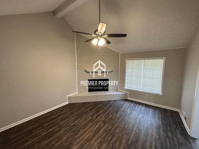 Building Photo - 2946 Meadowfair Rd