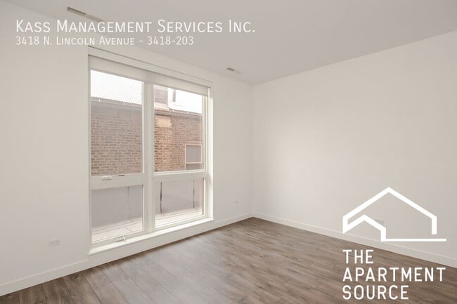 Foto del edificio - 3420 N Lincoln Ave