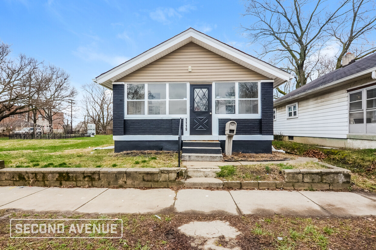 Foto principal - 1119 N Belmont Ave