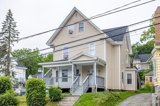 Building Photo - 176 Blossom St