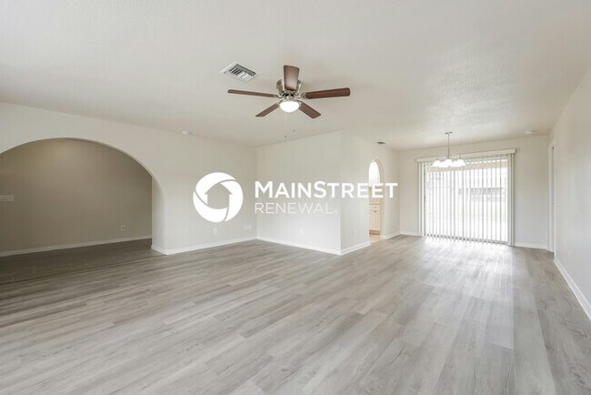 Foto del edificio - 3 Bedroom Pet-Friendly Home in CAPE CORAL, FL with Main Street Renewal