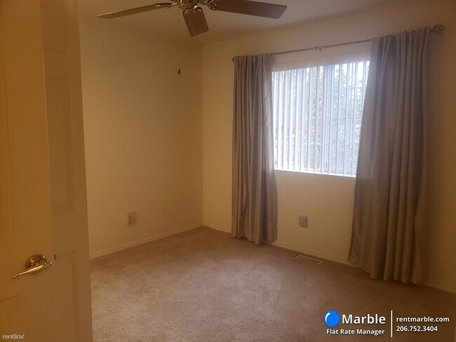 Building Photo - 2 br, 2.5 bath Condo - 2041 S 368TH Pl