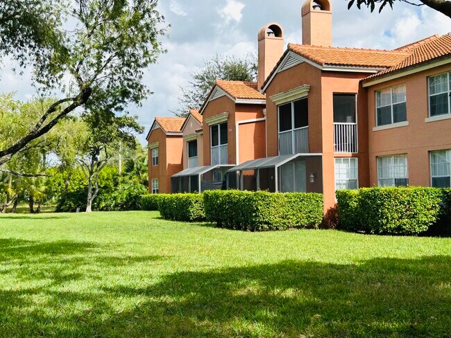 Building Photo - 3259 Clint Moore Rd