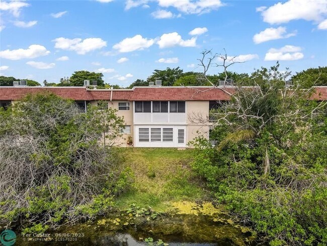 Foto del edificio - 9220 SW 3rd St