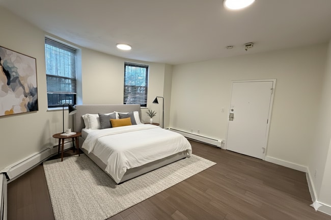 Building Photo - 530 Massachusetts Ave