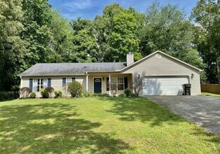 Building Photo - 225 Old Country Ct