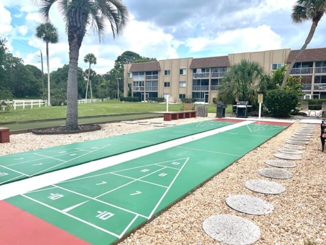 Building Photo - 1/1 CONDO 55 + COMMUNITY - GLEN OAKS, CLOSE TO DOWNTOWN SRQ!