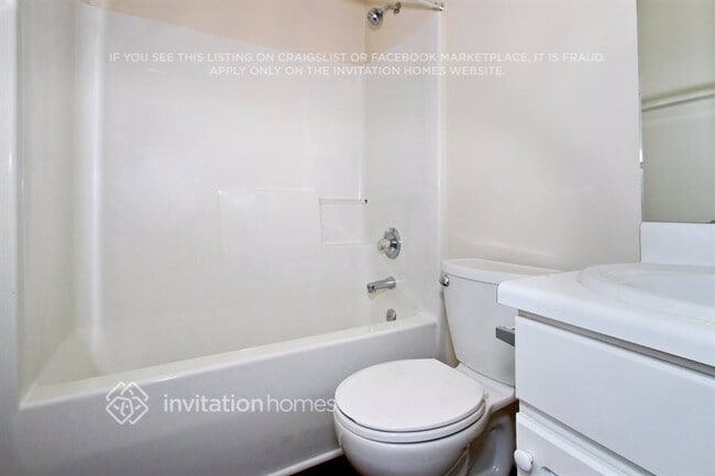 Foto del edificio - 1204 Moore's Creek Dr