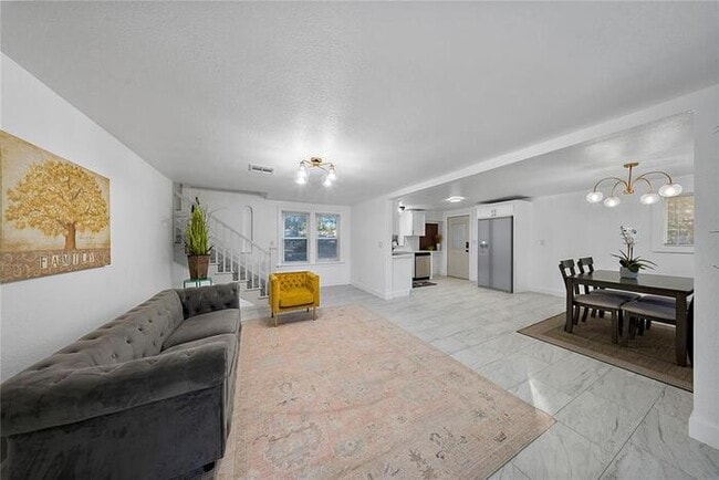Foto del edificio - 2421 NW 18th St