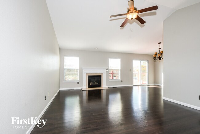 Building Photo - 2830 Mallard Ct