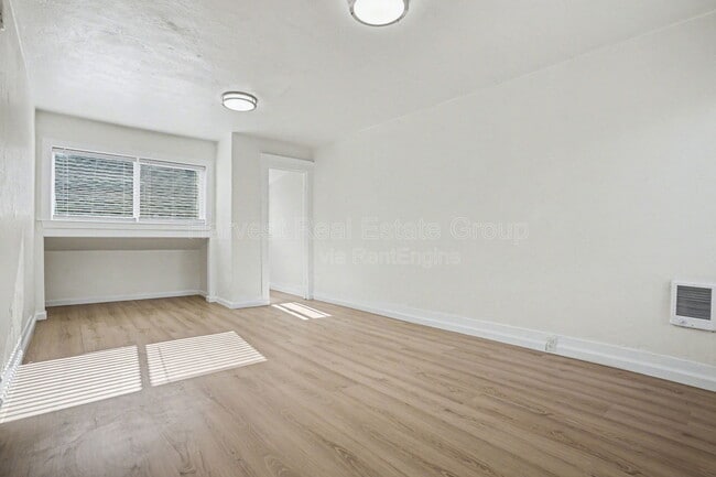 Building Photo - 3953 Angelo Ave