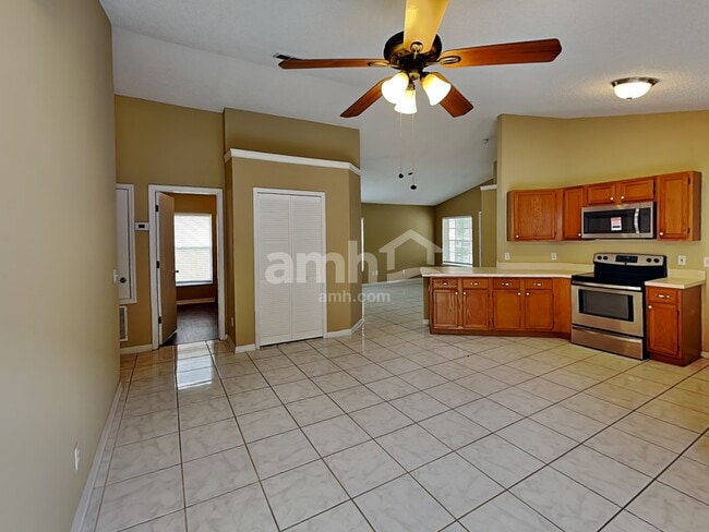 Building Photo - 12600 Parkbury Dr