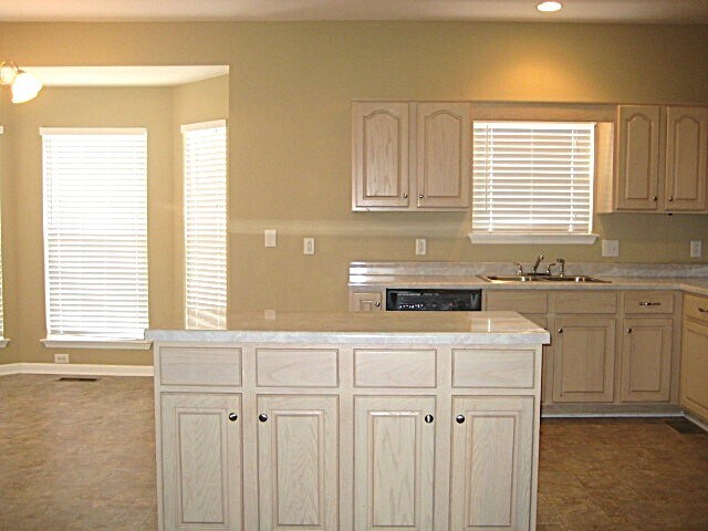 Foto del edificio - 5608 Craftwood Ct