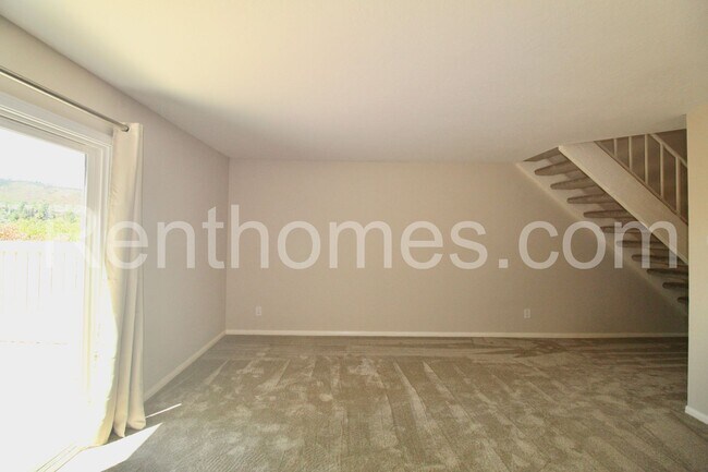 Foto del edificio - 12235 Wilsey Way