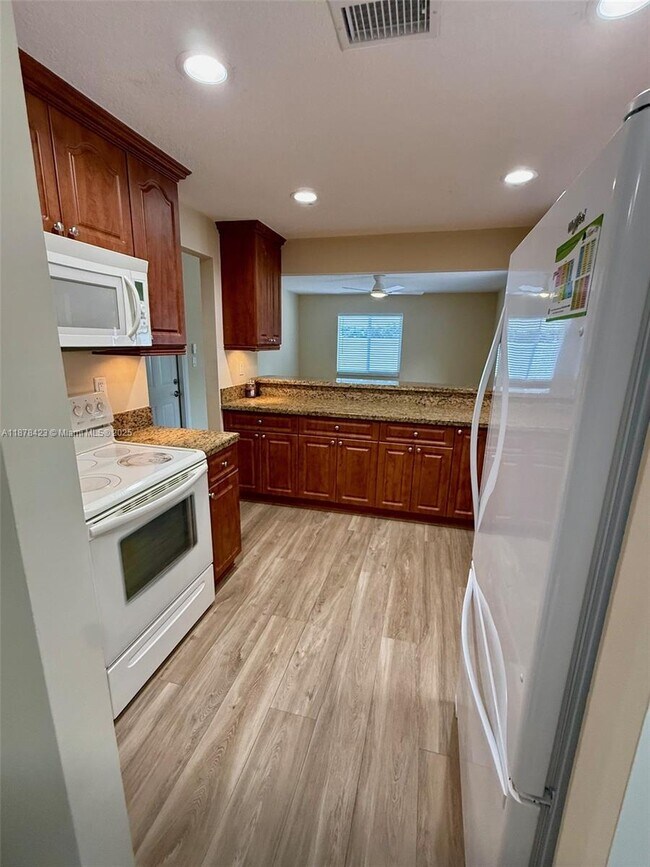 Foto del edificio - 11561 SW 51st St