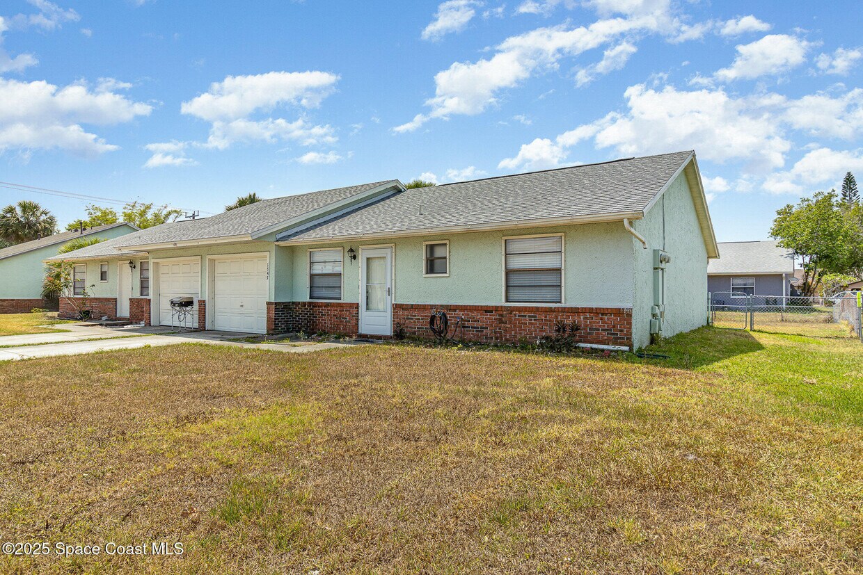 Foto principal - 1645 Mason Terrace