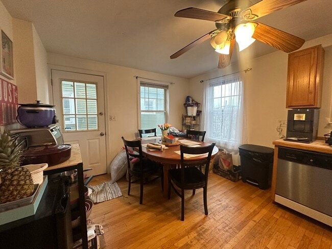 Foto del edificio - 174 Calumet St