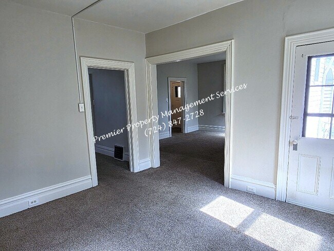Building Photo - 1307 9th Ave