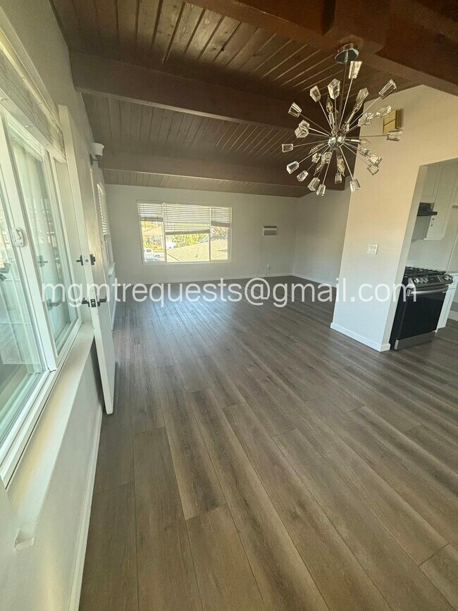 Photo - 622 Pine Ave Apartment