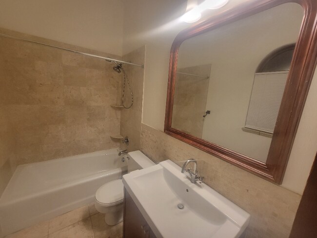 Foto del edificio - 32 E Utah Ave