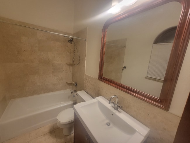 Building Photo - 32 E Utah Ave