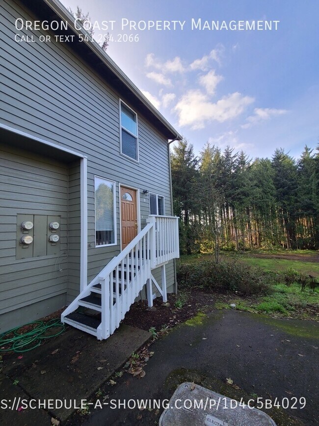 131 Ainslee Ave Unit D, Depoe Bay, OR 97341 Room for Rent in Depoe Bay, OR