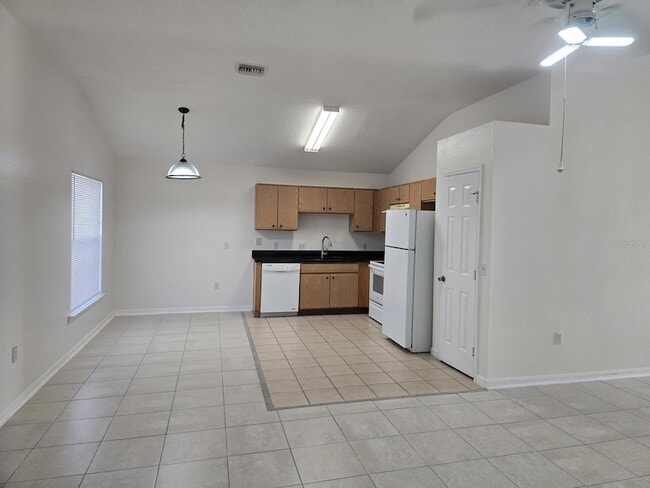 Foto del edificio - 307 Erie Ct