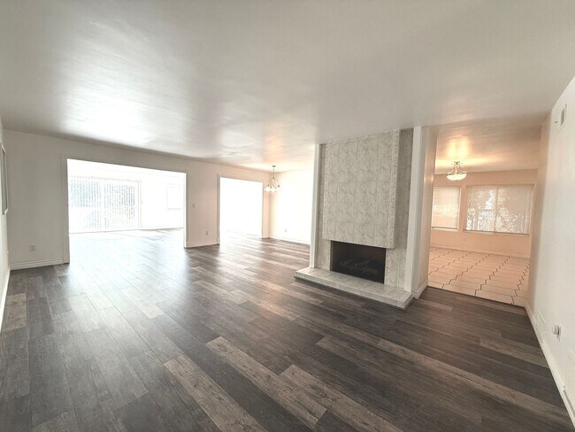 Foto del edificio - 4 Bedroom 2 Bathroom home available for rent NOW