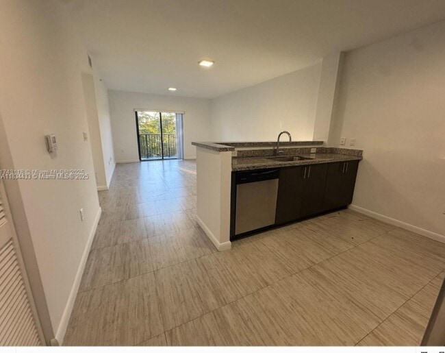 Foto del edificio - 1801 SW 32nd Ave