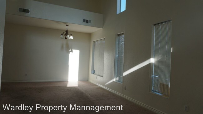 Building Photo - 3629 La Scala Ct