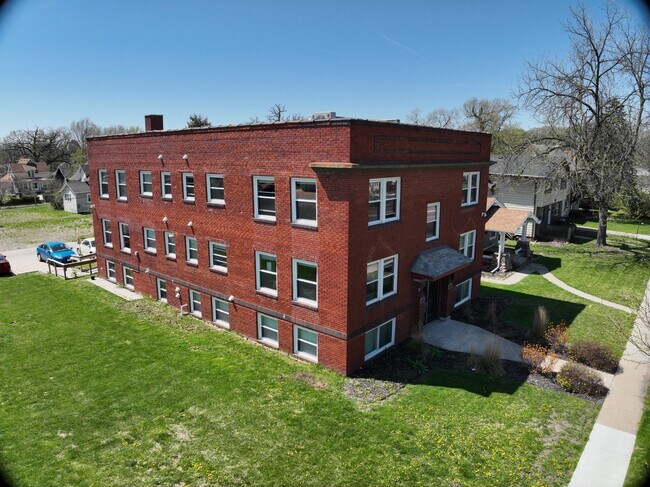 3D Exterior - The Flats at Highland Park Apartments