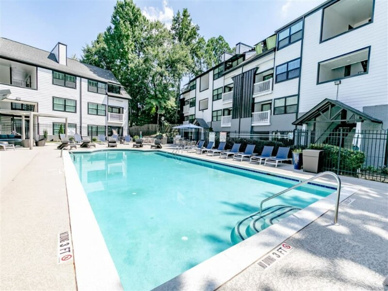 Foto principal - 594 Wimbledon Rd NE