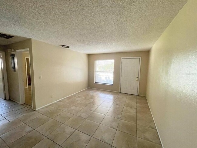 Building Photo - 73 Deena Way