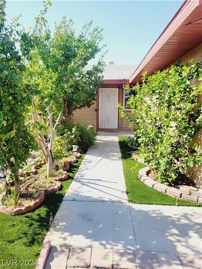 Foto del edificio - Spacious 3  bedrooms House