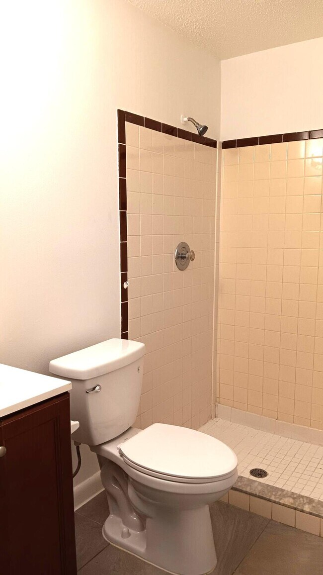 Foto del edificio - 808 7th St