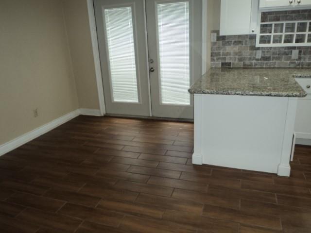 Foto del edificio - 1831 Sherwood Forest St