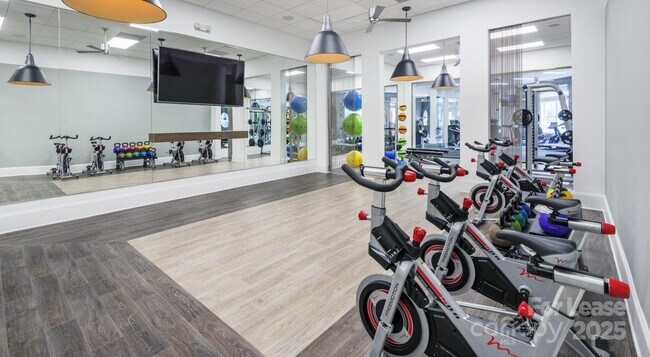 Foto del edificio - 14325 Plantation Park Blvd