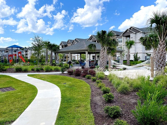 Building Photo - Palisades at Stones Bay