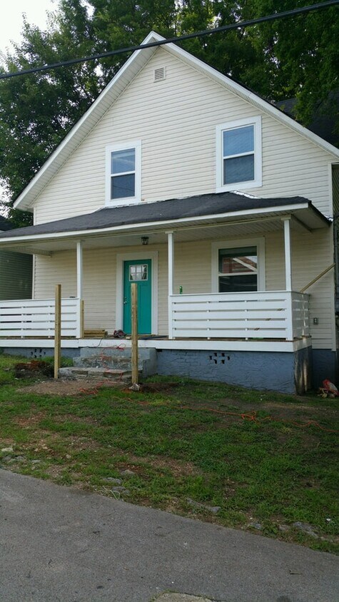 Flynn st (1203 - Flynn st (1203