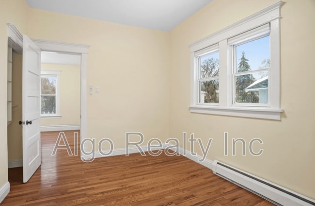 Building Photo - 308 E 39th St