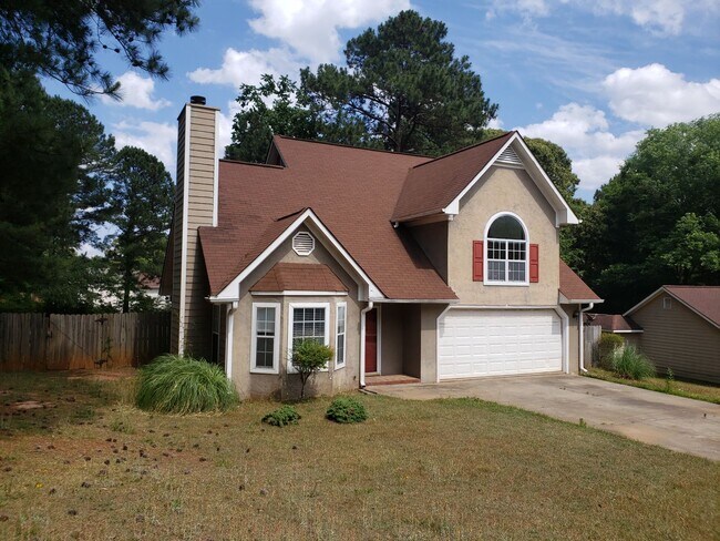 Foto del edificio - Charming Two-Story Home on a Corner Lot in Jonesboro