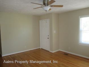 Building Photo - 3 br, 1.5 bath House - 804 Bronco Lane